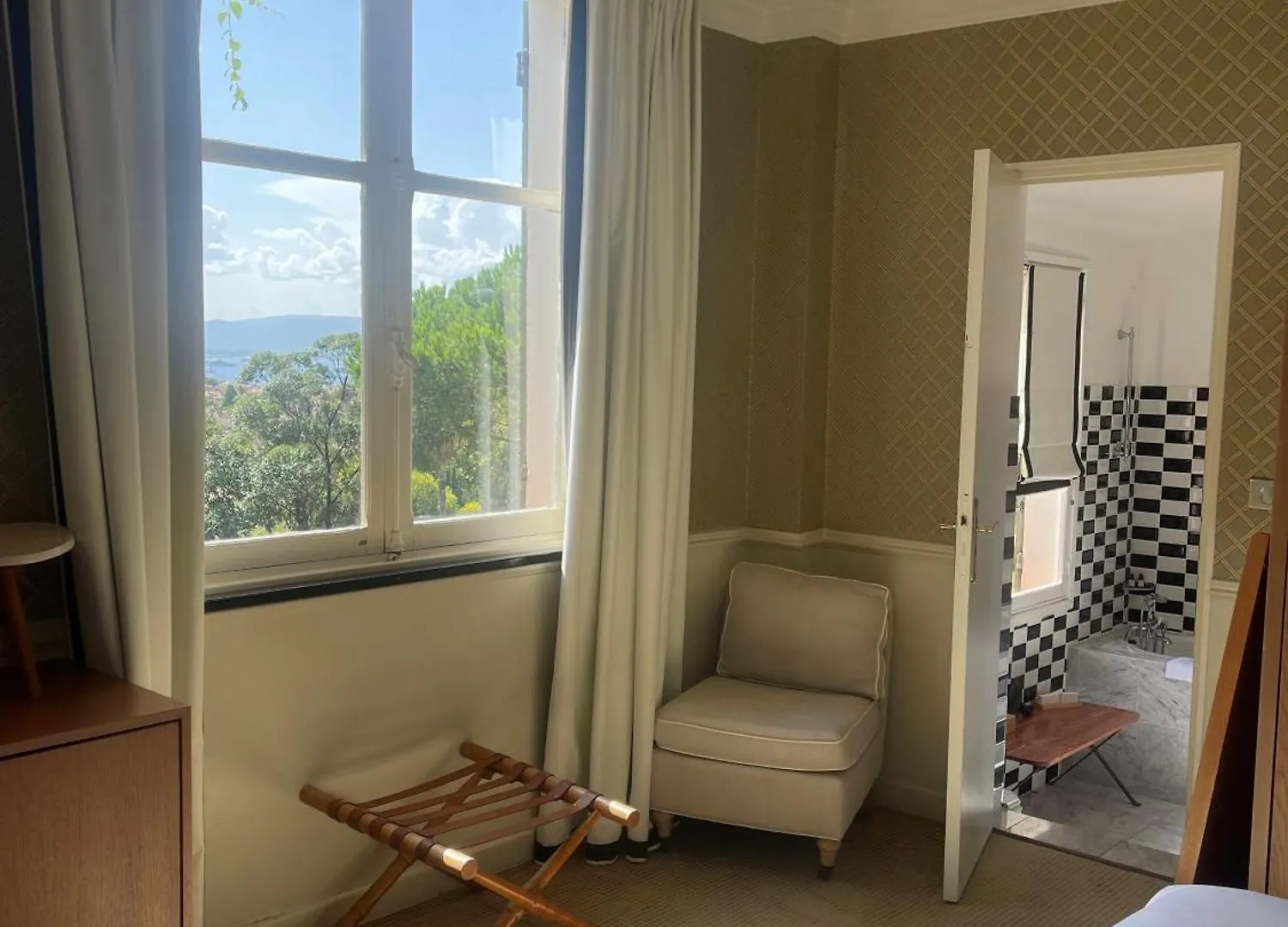 Hotel Ermitage Saint-Tropez 3*,  France